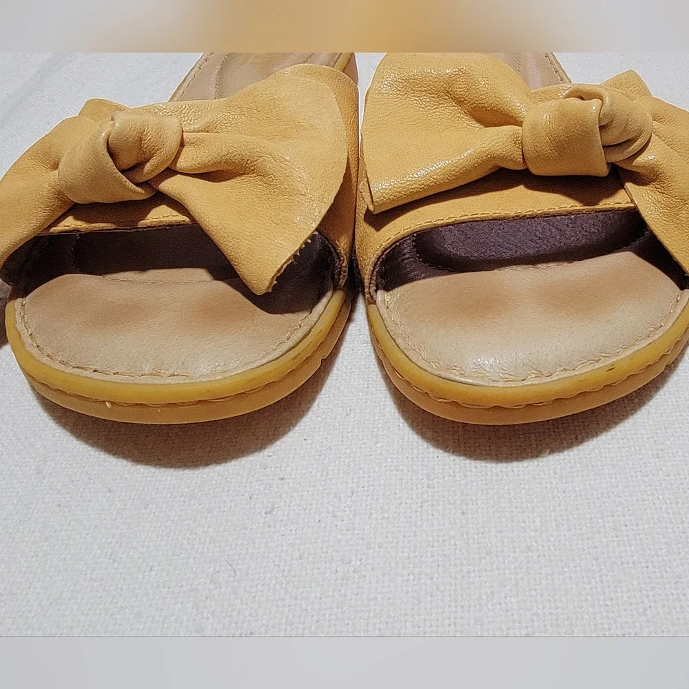 Born Leather Bow Knot Top Slides Sandals